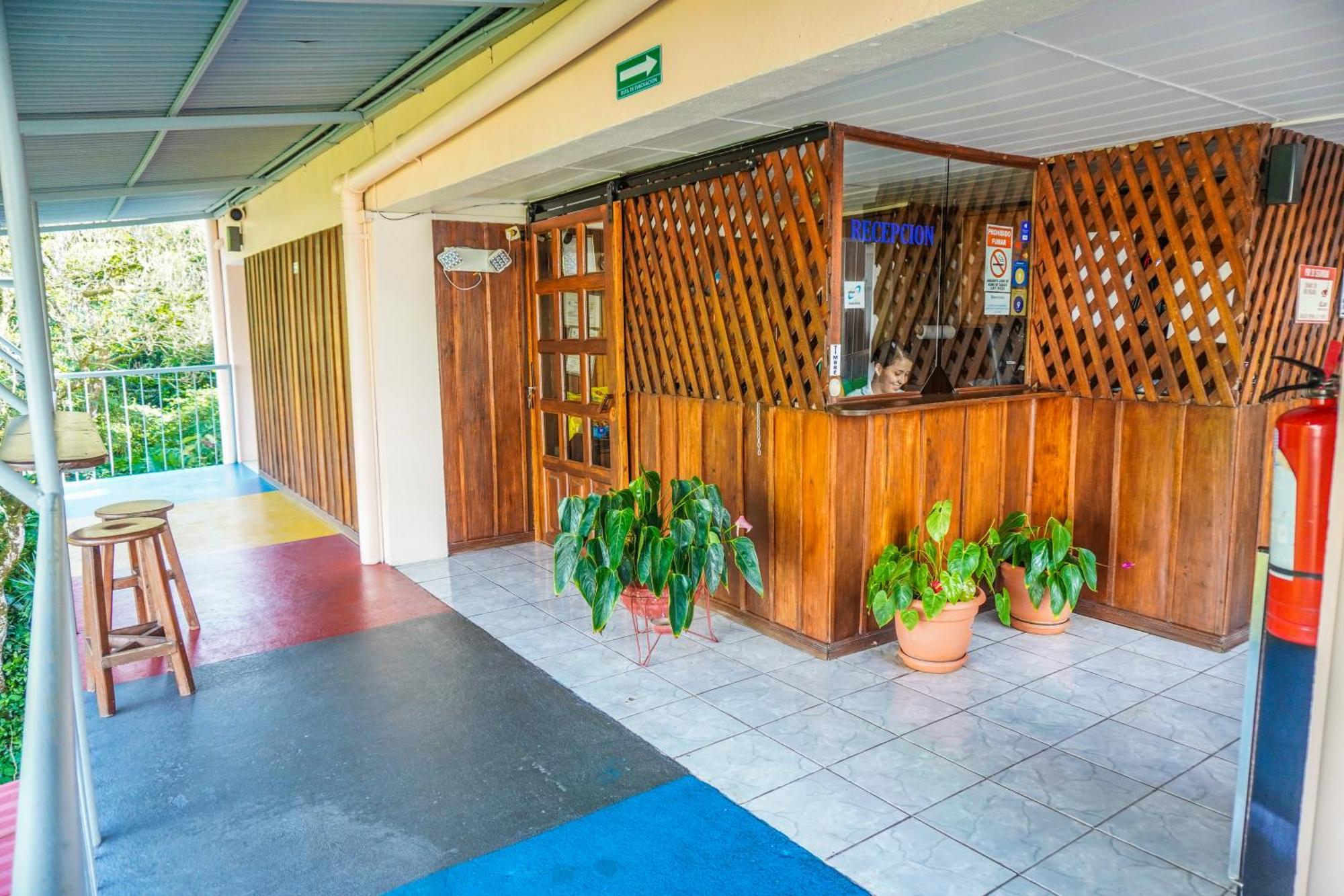 Hospedaje Angeluz Quesada  المظهر الخارجي الصورة