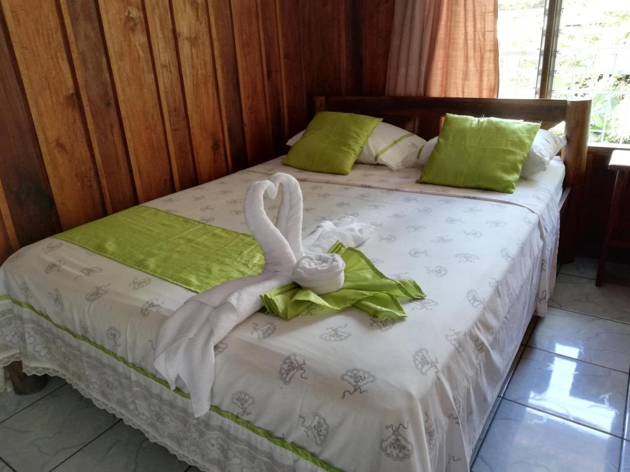 Hospedaje Angeluz Quesada  المظهر الخارجي الصورة